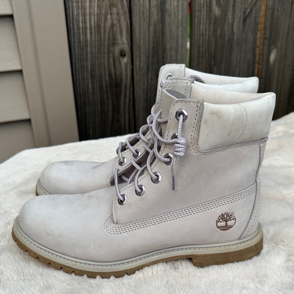 TIMBERLAND PREMIUM 6-INCH WATERPROOF BOOTS 100% Authentic Size 10 - Picture 1 of 8